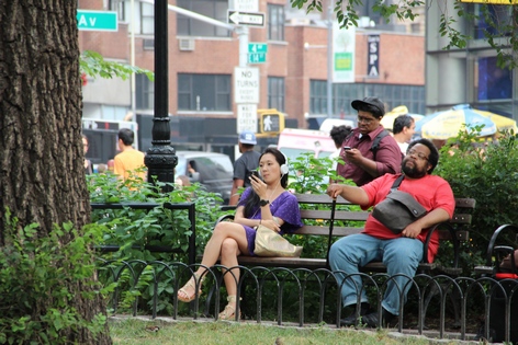 ���-����